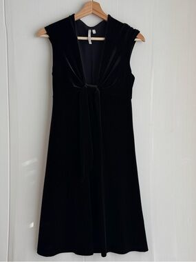 Black Velvet Tie-Front Women's Dress size 1/ XS